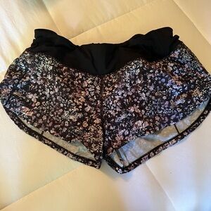 Lululemon Patterned low-rise Speed up shorts 2.5”
